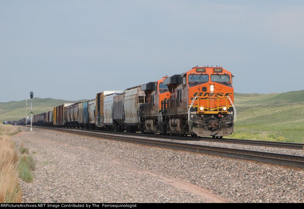 BNSF 3267 East